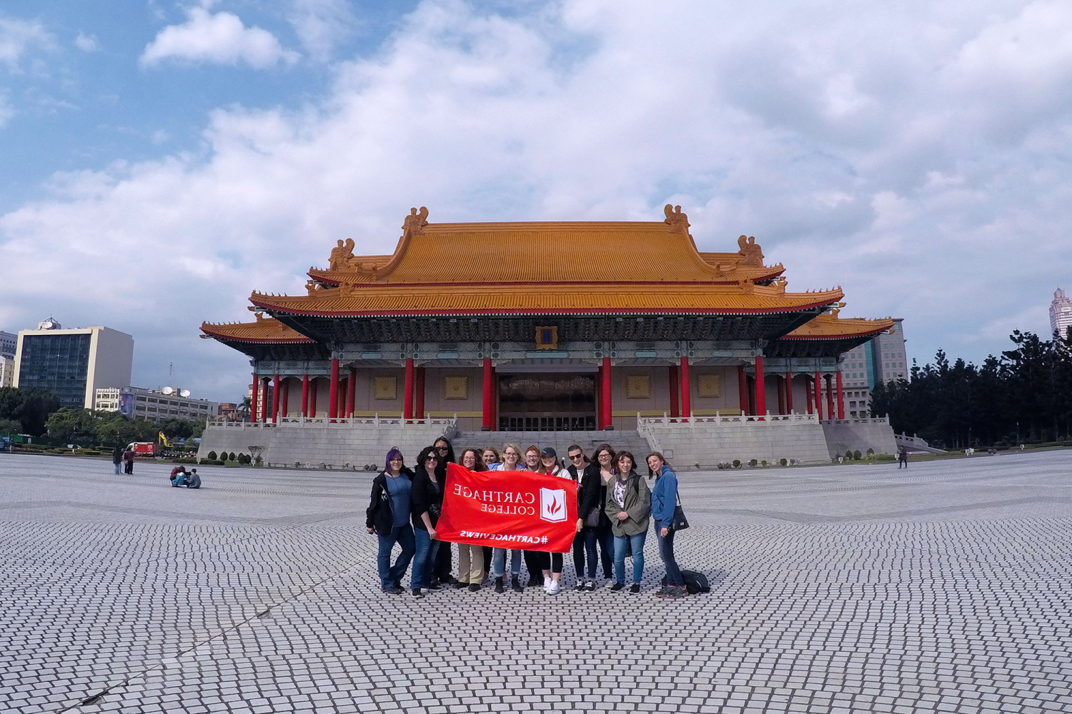<a href='http://ujqs.ngskmc-eis.net'>全球十大赌钱排行app</a>的学生在中国学习.